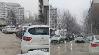 Video / Snijeg zabijelio Sarajevo, gužve u saobraćaju ovog januarskog jutra