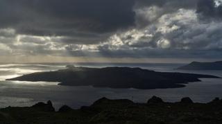 Vanredno stanje na Santoriniju, za 11 dana otok pogodilo 7.700 zemljotresa: Uništena najljepša plaža