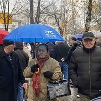 Protesti ispred zgrade NSRS, Stanivuković umjesto povlačenja zakona traži da se vrati u redovnu proceduru