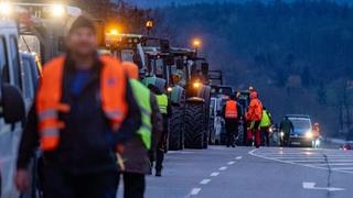 Potpuna blokada u Njemačkoj, hiljade poljoprivrednika na traktorima: "Najveći protest u poslijeratnoj historiji"