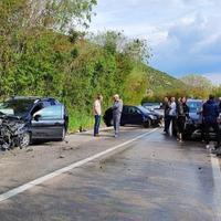 Krš i lom kod Mostara: Sudarila se četiri vozila, povrijeđen mladić (18)