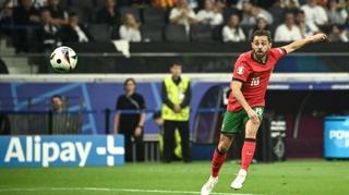 Uživo / Portugal - Slovenija 0-0: Nervozni Portugalci pokušavaju probiti slovenski bedem