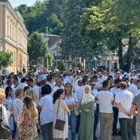 U Cazinu je danas na poseban način obilježen 11. juli: Dan sjećanja na žrtve genocida u Srebrenici