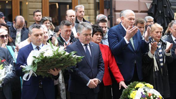 Obilježena godišnjica stradanja građana Sarajeva - Avaz