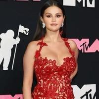 Selena Gomez obrisala video u kojem je plakala zbog deportacije migranata: Desničarka je nazvala idiotom