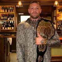 Video / Mekgregor se "pripremao" za meč u irskom pubu: Dijelio je pivo svojim fanovima