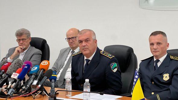 Sa press konferencije - Avaz