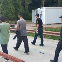 Velika policijska akcija u migrantskom centru u Blažuju