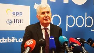 Čović: Šmitu sam rekao da ne vidim niti jedan razlog zbog kojeg bi nametao rješenje, ako već postoji vlast i parlamentarna većina