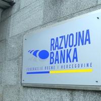 Razvojna banka FBiH radi i posluje u skladu sa Zakonom o Razvojnoj banci FBiH