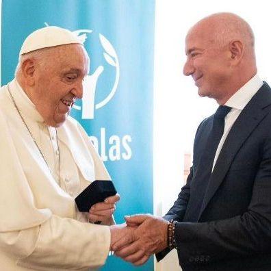 Nakon partijanja otišli po blagoslov: Džef Bezos i Loren se pohvalili druženjem s papom Franjom