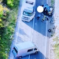 Teška nesreća na M-17: Hitna i policija na terenu, obustavljen saobraćaj