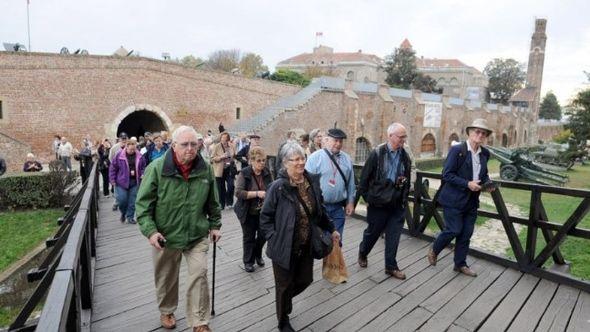 Turisti u Srbiji  - Avaz