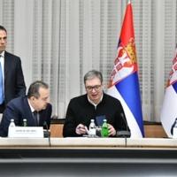 Vanredna sjednica Vlade Srbije, prisustvuje i Vučić