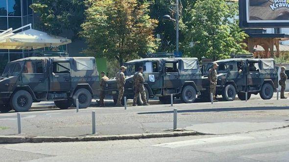 Vozila EUFOR-a u centru Bijeljine - Avaz