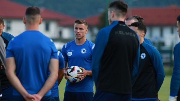 Trening reprezentacije BiH - Avaz