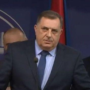 Dodik najavio: Ako Šmit riješi državnu imovinu, on je donio odluku o secesiji RS