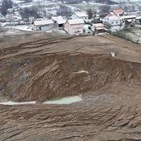 Ugrožene porodice smještene kod rodbine i prijatelja, klizište se prati svakodnevno