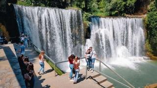 "Ljeto u Jajcu" uz koncerte, pozorišne igre, skokove s vodopada i Dane srednjovjekovlja