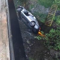 Povrijeđena dvojica mladića, sletjeli u rijeku kod Kotor Varoši