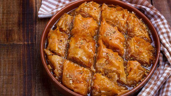 Baklava: Kraljica bajramskih kolača - Avaz