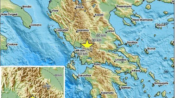 Epicentar je bio na 33 kilometara od Amfiloćie - Avaz