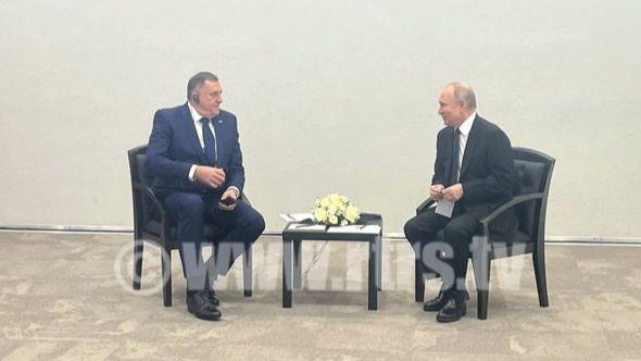 Milorad Dodik i Vladimir Putin - Avaz